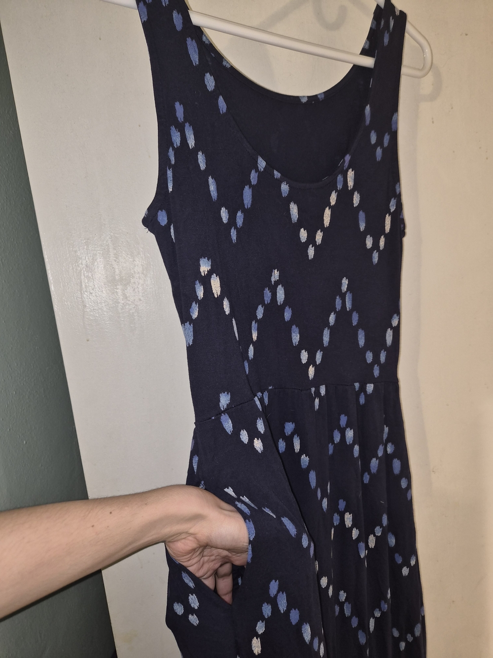 Women’s Navy Blue Sleeveless Patterned Dress